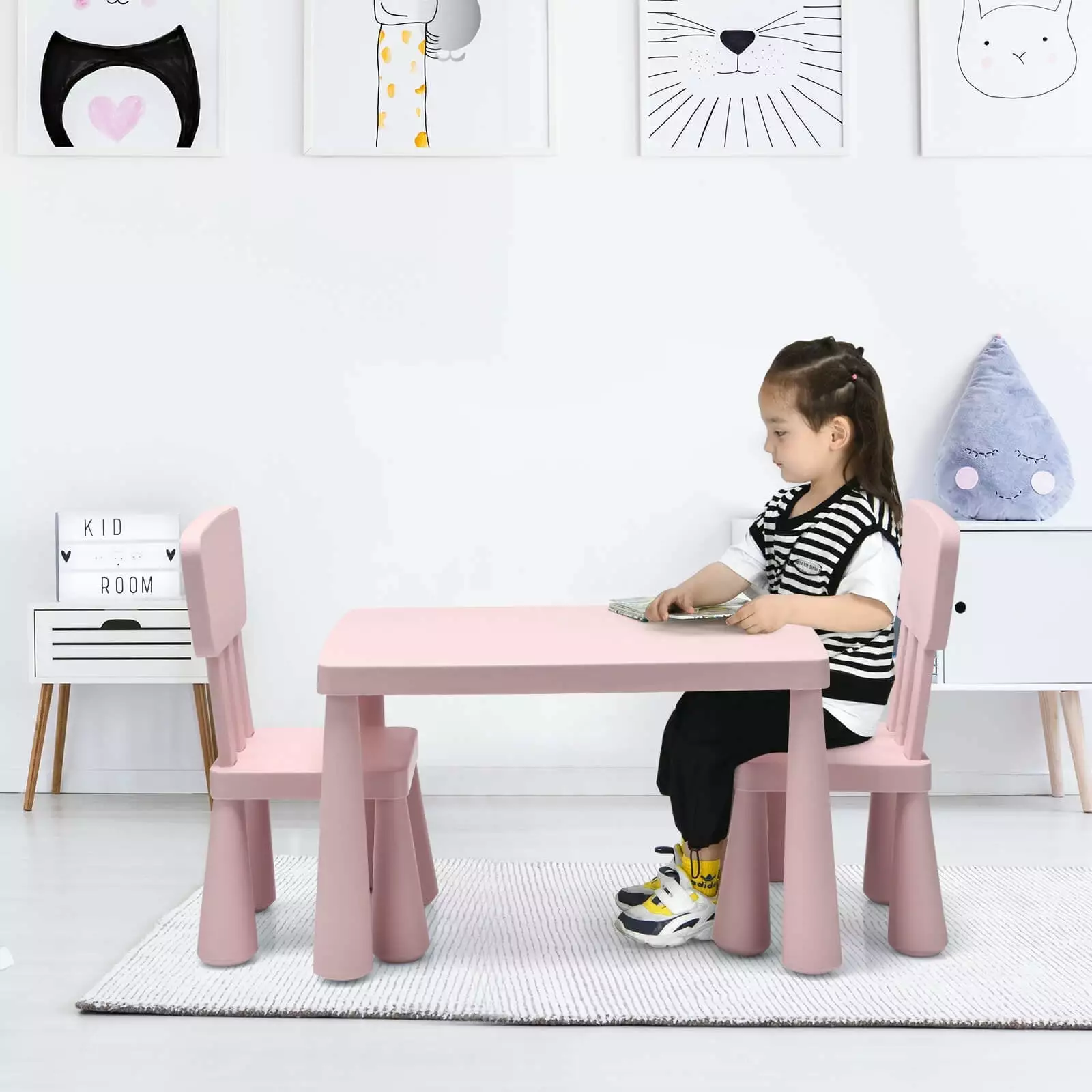 Coelon 3-Piece Kids Table and Chairs Set Featherweight Plastic Children Activity Center Pink
