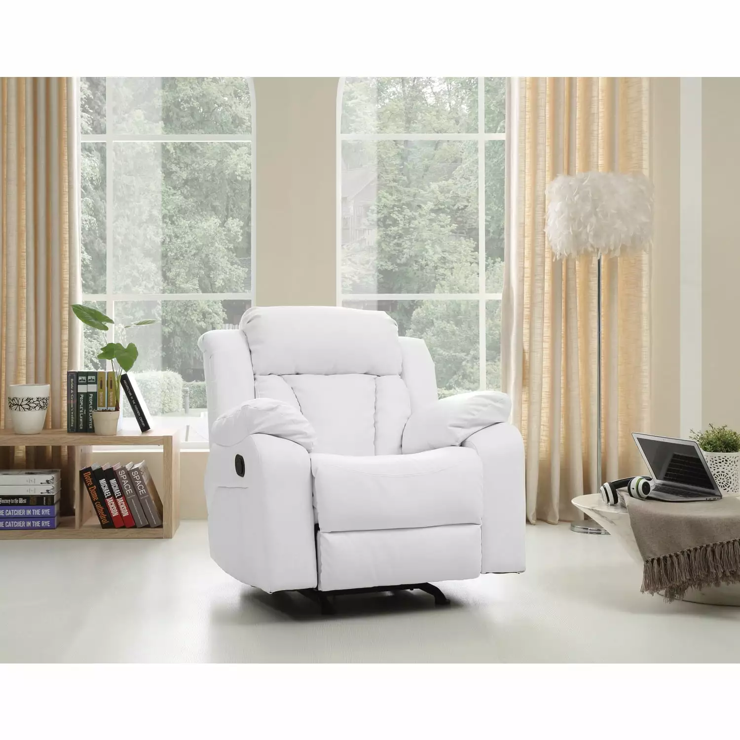 HomeStock Elegant Escape Rocker Recliner White